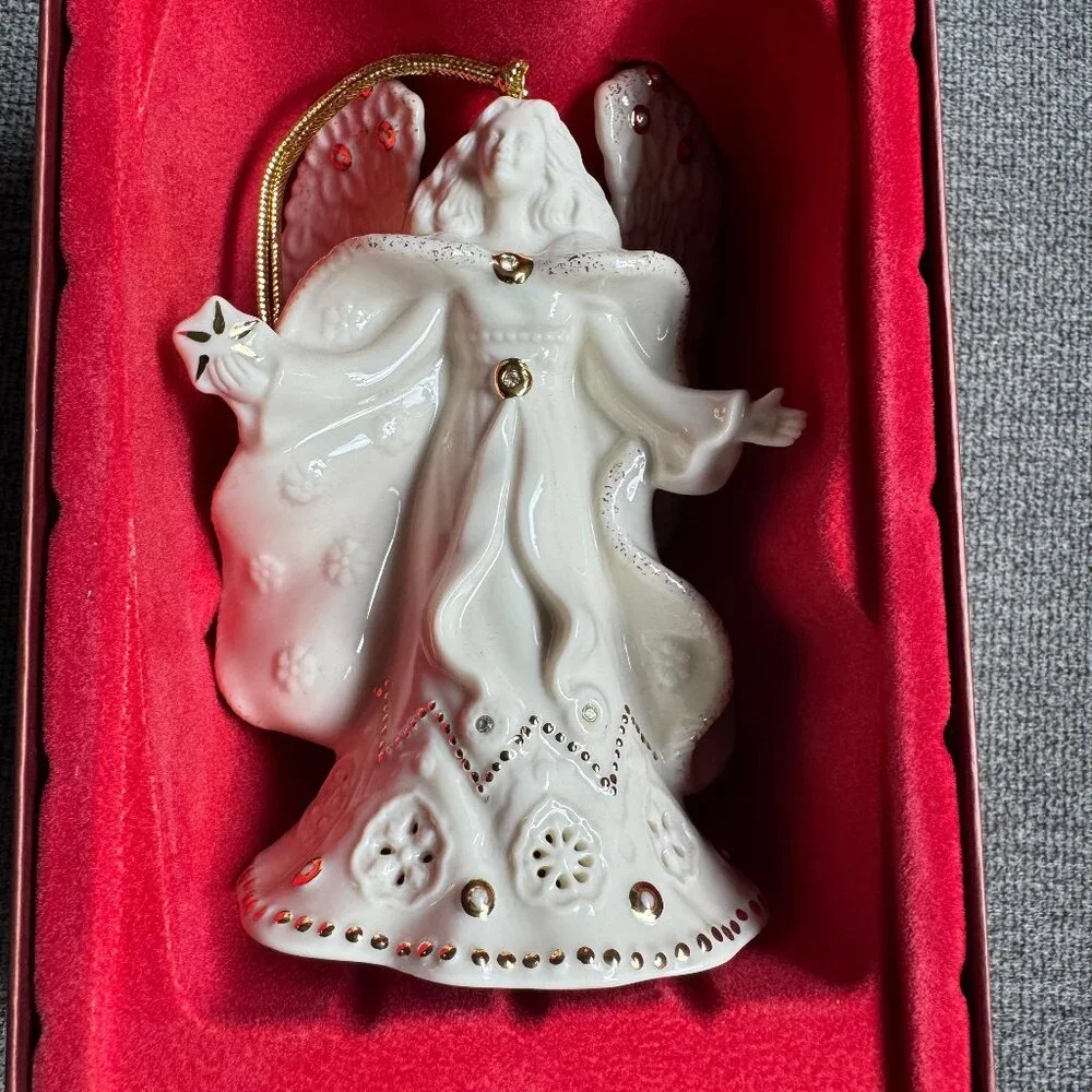 Lenox Florentine Porcelaine Pearl Angel Ornament New in Box